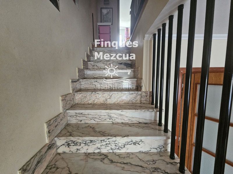 Foto 172569f9-4720-4e39-95f1-f62ad466104e. Casa adossada amb calefacció a Centre Vendrell (El)