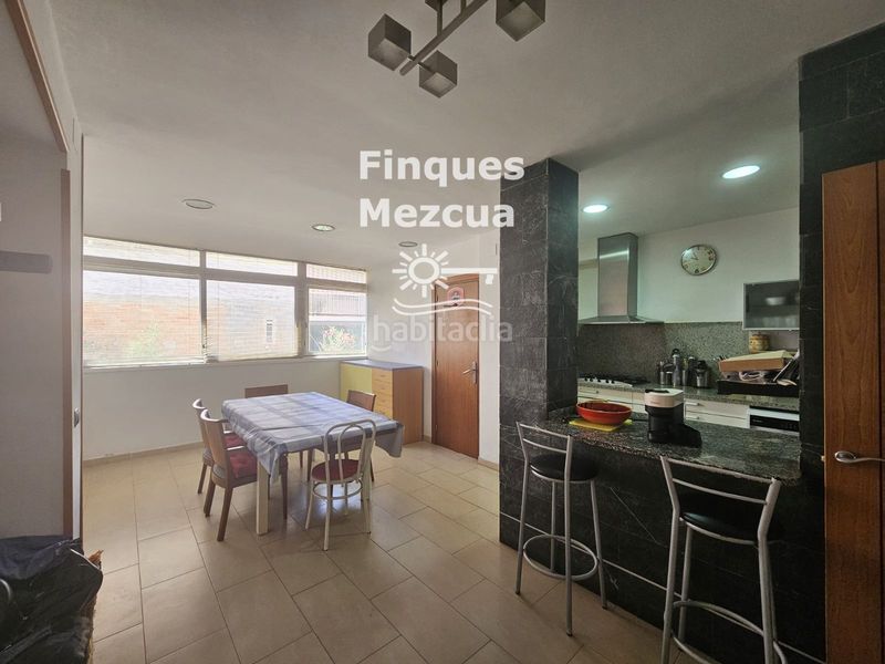 Foto 9a4a826c-2d3d-4908-ae7e-708ce1242e6d. Casa adossada amb calefacció a Centre Vendrell (El)