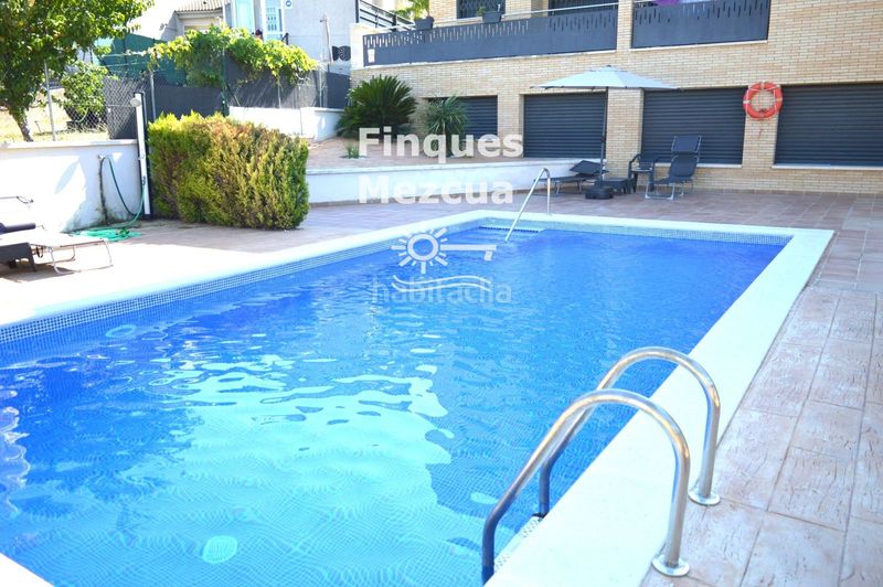 Foto 50e244ea-7766-4d55-910d-01ee44bda4ad. Pis amb calefacció aparcament piscina a Segur de Calafell nucli urbà Segur de Calafell