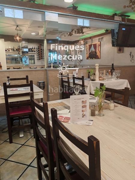 Foto 634d2e4e-e931-4192-b20d-916551a0f937. Local comercial a Centre Castelldefels
