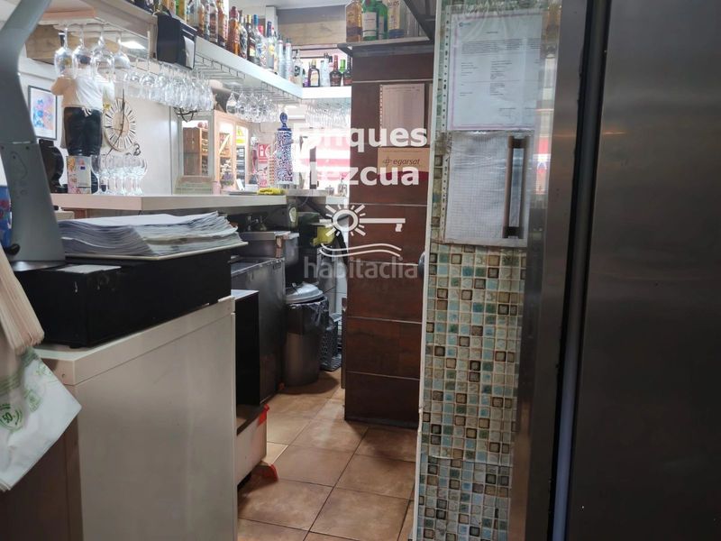Foto 8b2e2e11-72bd-4bae-9332-406dfd6aa826. Local comercial a Centre Castelldefels