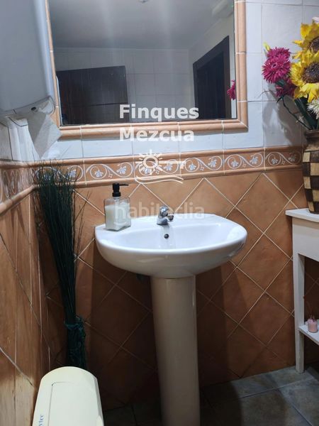 Foto c3de9eca-63b7-40b4-ace0-c4ec28c3e4a6. Local comercial a Centre Castelldefels