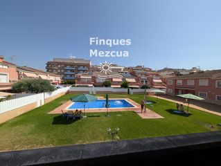 Casa a schiera  Alt emporda. Una casa pensada para disfrutar, crecer y crear recuerdos en fam