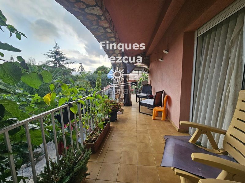 Foto e9433699-92d4-4bc8-820d-ac7d27d1147b. Chalet con piscina in Roda de Barà