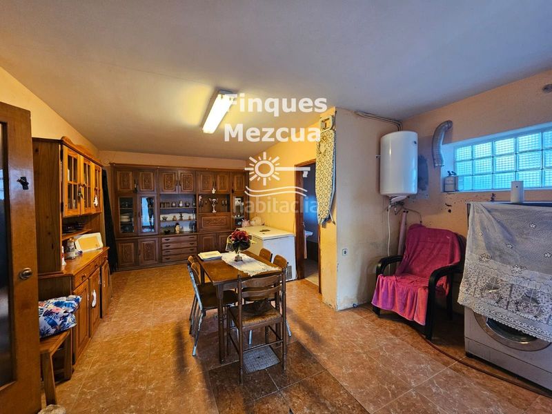 Foto f9327f5e-a625-4fe7-9287-0fc599c97960. Chalet con piscina in Roda de Barà