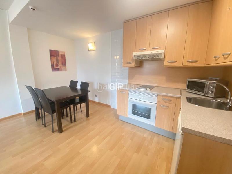 Foto d08156f2-d99e-49c3-88df-99c5a8d72c06. Alquiler piso en Rejas Madrid