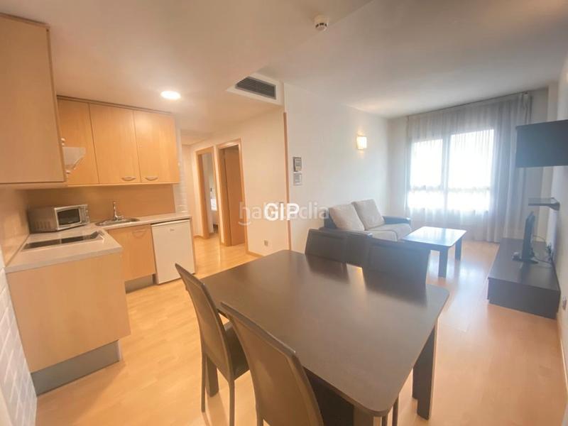 Foto 29afe776-4e16-46c6-a85b-772731b397b6. Location appartement avec chauffage piscine dans Rejas Madrid