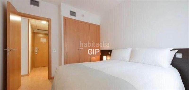 Foto 4204f98c-53f3-457f-bd3b-717df4d43b79. Rent apartment with heating pool in Rejas Madrid
