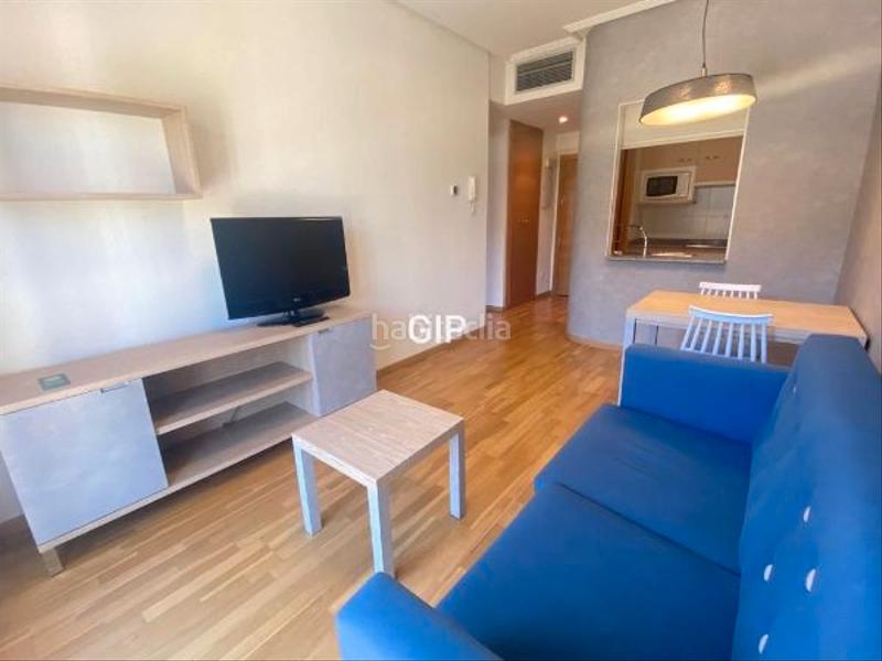 Foto e772f450-abbc-4453-829f-28d2a50b89d8. Lloguer apartament amb calefacció aparcament piscina a Madrid