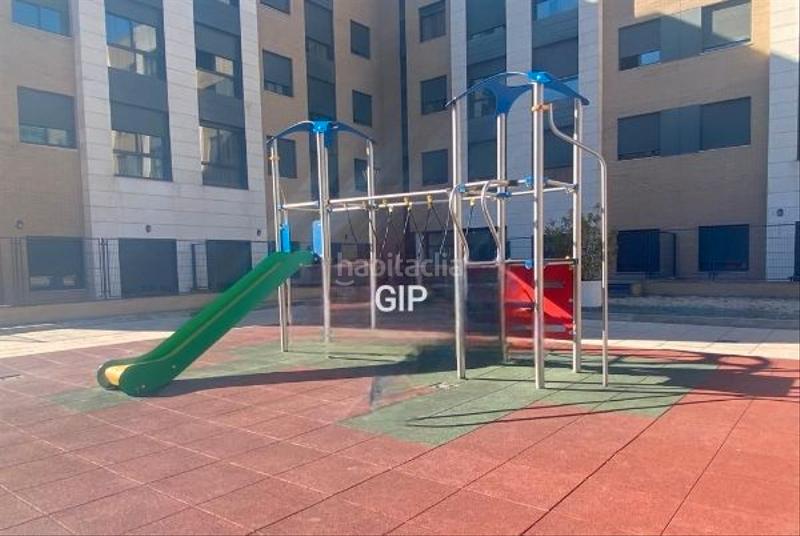 Foto 670975d6-f7ab-4066-98c6-b704b1655cf9. Affitto piccolo appartamento con riscaldamento parcheggio piscina in Madrid