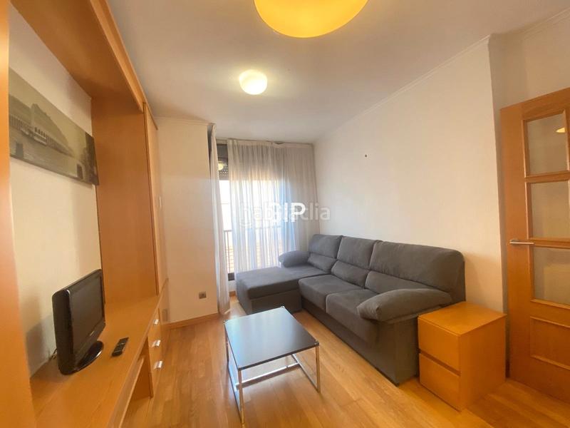 Foto 8b77d167-ee99-4e6e-8791-f61fa21651d8. Alquiler apartamento en calle de belfast 13 en Rejas Madrid