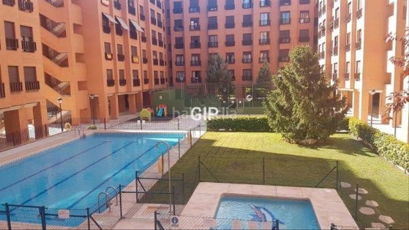 Foto e9ec9136-ca42-4e49-8ca0-79c54239432e. Alquiler apartamento en calle de belfast 13 en Rejas Madrid