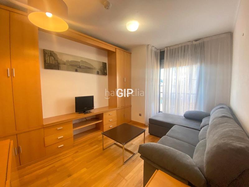 Foto 8f03f180-ab62-4392-8a59-611358607f57. Affitto piccolo appartamento in calle de belfast 13 in Madrid