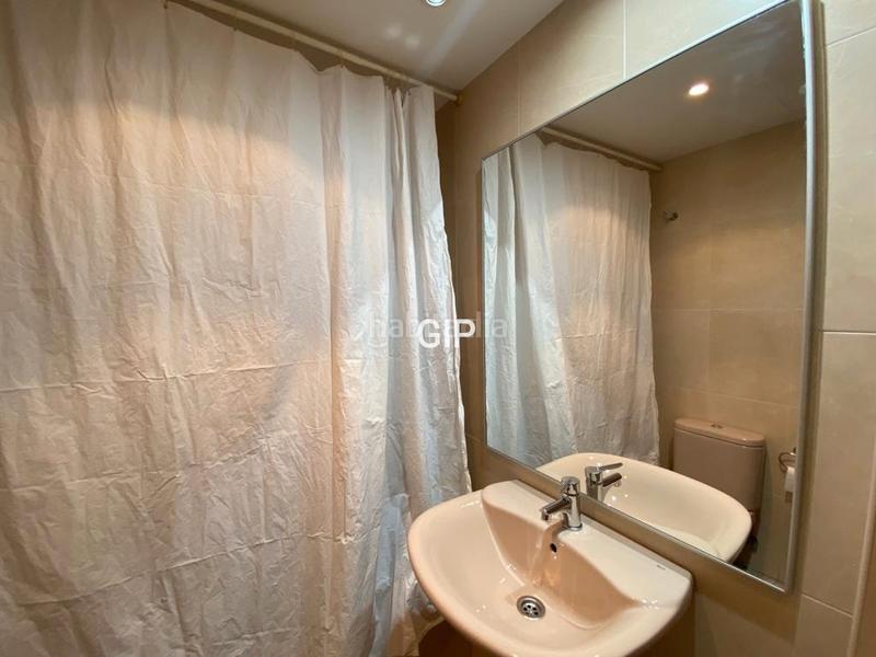 Foto 7cf03afa-7284-4c6c-9b94-a30571d49a06. Alquiler apartamento en calle de samaniego 12 en Rejas Madrid