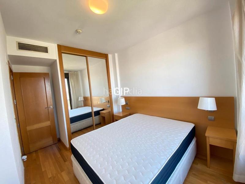 Foto db670bc6-964e-4cc0-93dd-0c170c1af8ef. Rent apartment in calle de samaniego 12 in Rejas Madrid