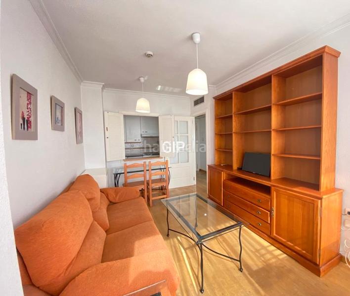 Foto f971be28-4698-4714-9b2f-7bce645b5d53. Rent apartment in calle de pirra 44 in Rejas Madrid