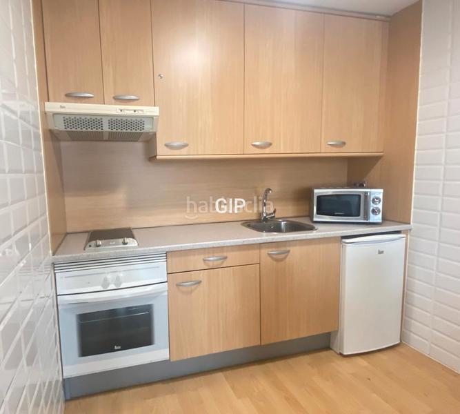 Foto 978ab3de-7fa2-40fe-87ff-fcce3c0975e0. Location appartement avec chauffage piscine dans Rejas Madrid