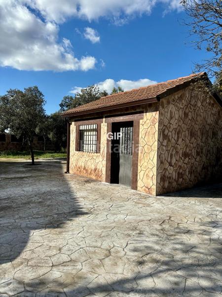 Foto 818e70c1-c99f-4484-854e-0bcd9e6e4cdb. Casa amb calefacció aparcament piscina a Pioz