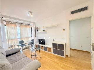 Alquiler Apartamento en Calle de deyanira 59