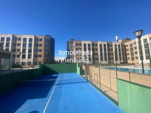 Foto 1c9e6781-4738-42c4-ad01-e5d65276bbbd. Lloguer pis amb calefacció piscina a Rejas Madrid