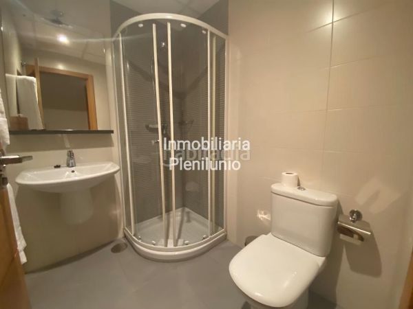 Foto dbd3d879-700e-448b-85fa-afb5dd84391a. Lloguer pis amb calefacció piscina a Rejas Madrid