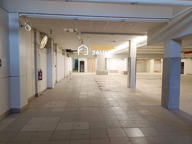 Foto a29c84ca-d3f1-4684-ae57-966678fec5ef. Local comercial a Almacelles