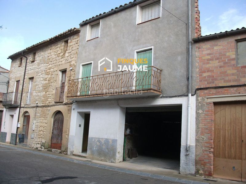 Foto a44c0f31-1782-42c6-84a9-542a78915ac2. Casa amb calefacció aparcament a Maials