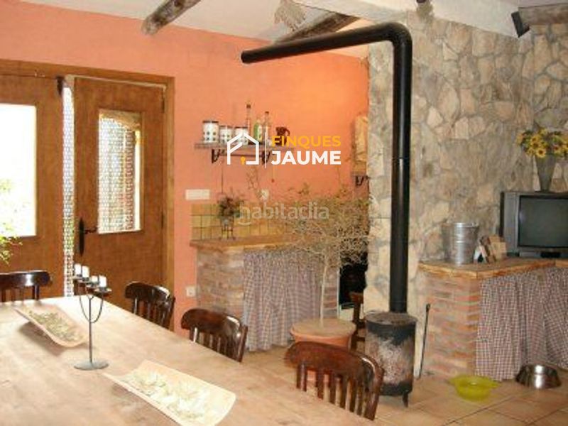 Foto c7dabbbf-dbde-4b94-8bbd-d52f5b564a27. Casa amb calefacció aparcament a Anglesola