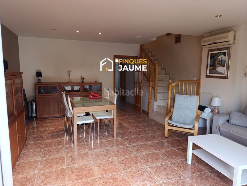Foto 5b7d8831-2946-487c-8752-59d07c69ba24. Casa adossada amb calefacció aparcament a Torrefarrera