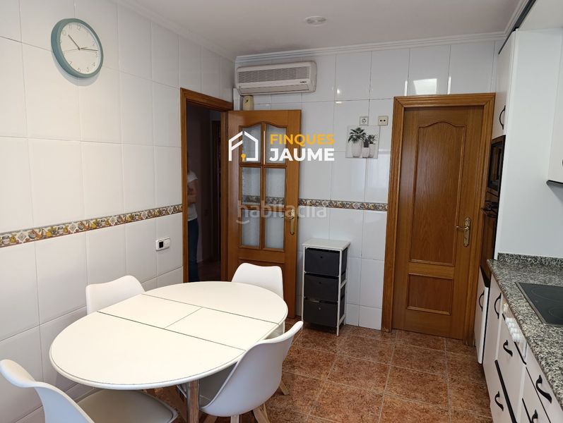 Foto b521b953-8024-4473-941b-b018635c6be2. Casa adossada amb calefacció aparcament a Torrefarrera