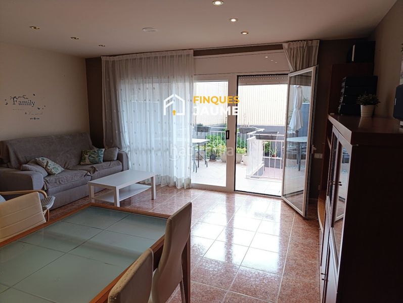 Foto ebc60a77-0ca1-46cb-97c9-93d724df0c3b. Casa adossada amb calefacció aparcament a Torrefarrera