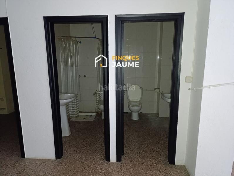 Foto af80e260-5c31-4f33-af76-7d1384d642e5. Affitto locale commerciale in Pardinyes Lleida