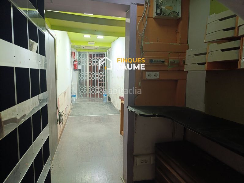 Foto a80ab1af-a1e3-4958-bda4-33bbd0c74677. Local comercial a Centre Històric Lleida