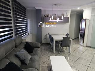 Piso  De lleida. Piso en venta en torrefarrera, lleida