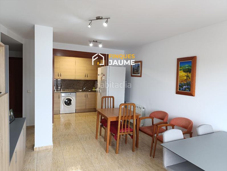 Foto d0411eaf-5dce-4ee3-ac5a-feaee3494156. Piso  en venta en Almacelles