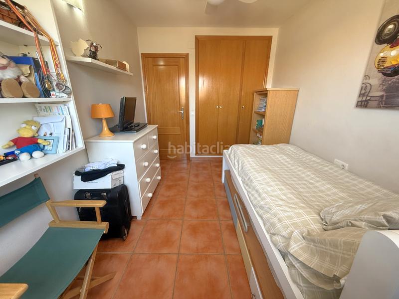 Foto 8227843f-45b7-4e4d-be76-61bd72a9c9c3. Casa adosada ideal para gente que busque adosados amplios en San Antonio de Benagéber