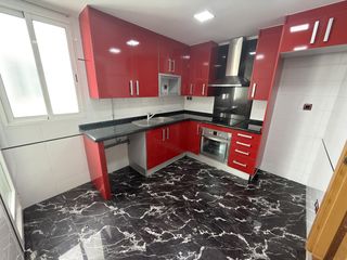 Flat  Carrer de santa tereseta. Listo para entrar a vivir