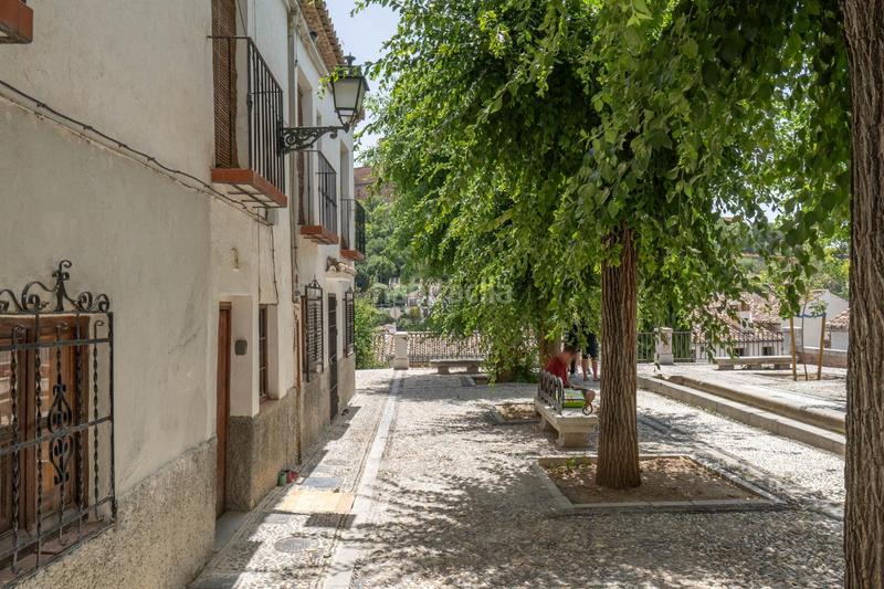 Foto a9ff4af9-6ec9-48ec-982a-5ac13f3f28f3. Casa dos maravillosas casas en el albaicín con vistas panorámicas a la alhambra en Granada