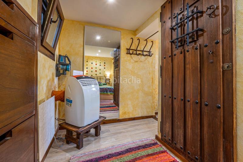 Foto bfc71a1b-4eee-4c4d-8743-e2532daf017a. Casa dos maravillosas casas en el albaicín con vistas panorámicas a la alhambra en Granada