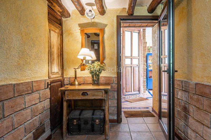 Foto d919a757-2e52-426d-8d00-b4b2b46d77d7. Casa dos maravillosas casas en el albaicín con vistas panorámicas a la alhambra en Granada