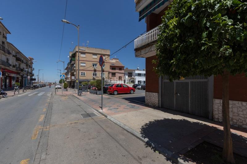 Foto 0c9db44d-6184-4994-bbe8-e74146b7b8eb. Local comercial en Las Tres Cruces Armilla
