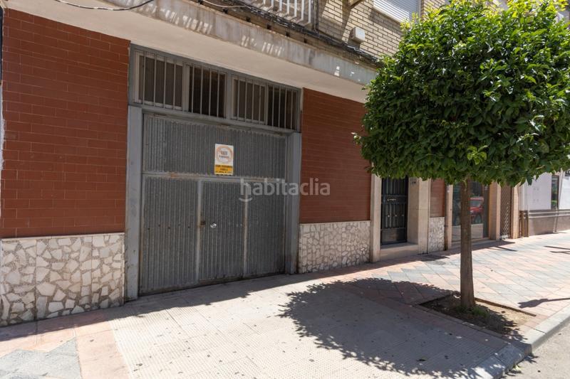 Foto 8ad084a3-bf4b-4271-b0a0-0118cb6f79a6. Local comercial en Las Tres Cruces Armilla