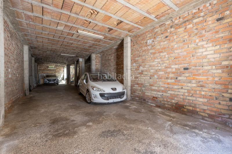 Foto a9d0ab5f-2c9f-40a3-9a8c-7110b96b1dc0. Local comercial en Las Tres Cruces Armilla