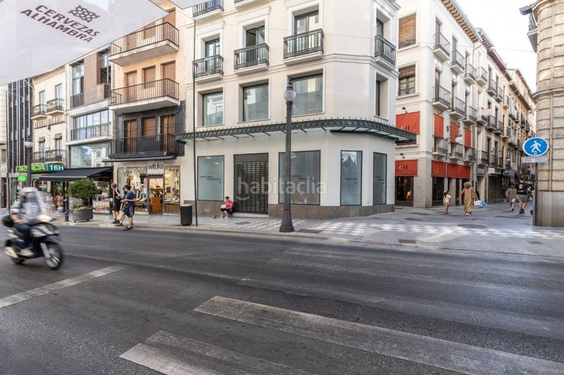 Foto 4c37d724-f03a-41b3-aa2d-3c6c38dfc9c0. Edificio en Centro - Sagrario Granada