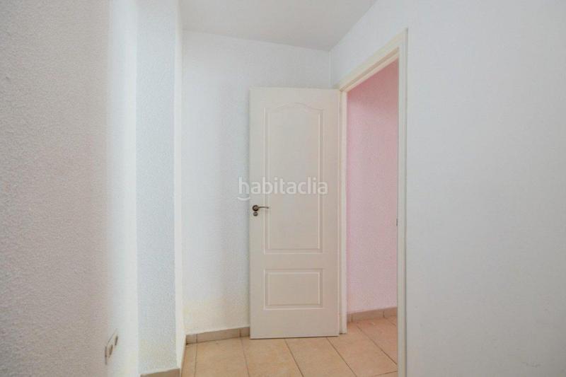 Foto 44287f37-e67b-4ae8-925a-c475bcce16b7. Local comercial a Barrio de Zaidín Granada