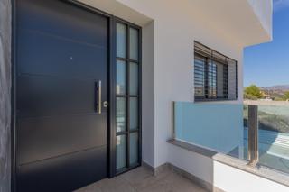 Xalet a Atarfe. Ponemos a la venta esta espectacular casa en la urbanización los