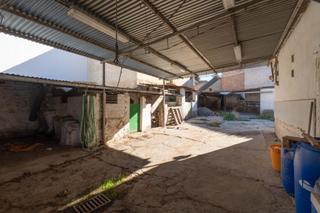 Masia a Calle gardenia (chaparral) 4. Vivienda con múltiples opciones
