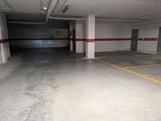 Parking voiture à Calle hinojosa 1