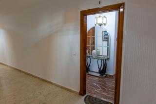Appartamento en Guadix. Amplio piso en avda buenos aires de guadix