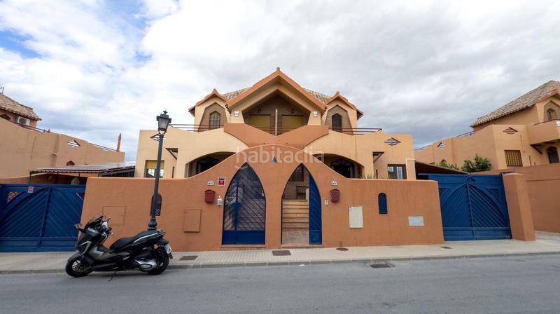 Foto 7f15246a-5d1e-4909-b800-9dfb2418f762. Casa amb calefacció aparcament piscina a San Francisco - El Chorrillo Gabias (Las)